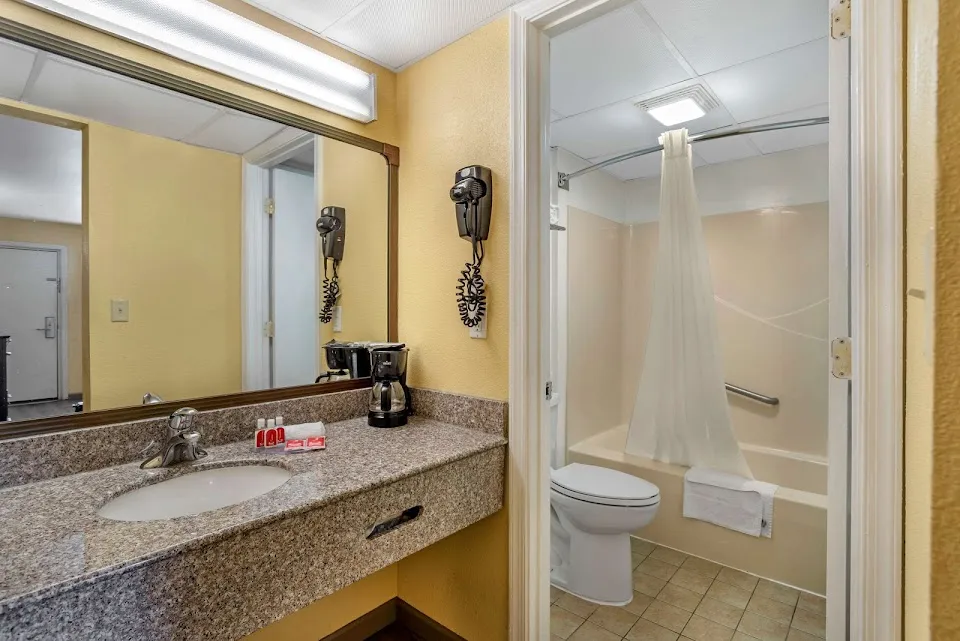 Econo Lodge Easton Route 50