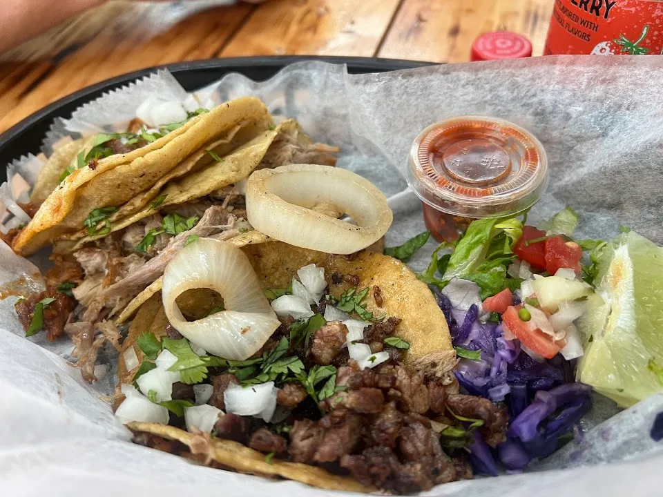 Mama Gail's/Señor Pastor Mexican Cuisine