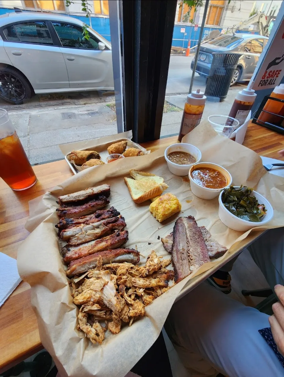Savannah Smokehouse BBQ & Brew