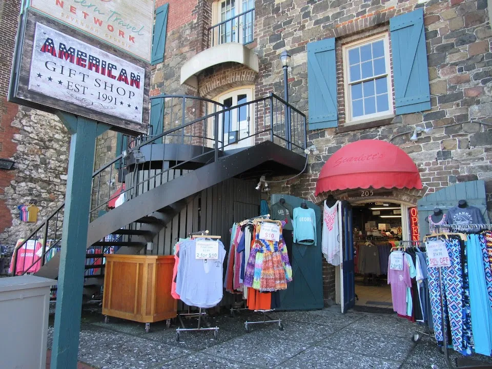 Scarlett’s - American Gift Shop