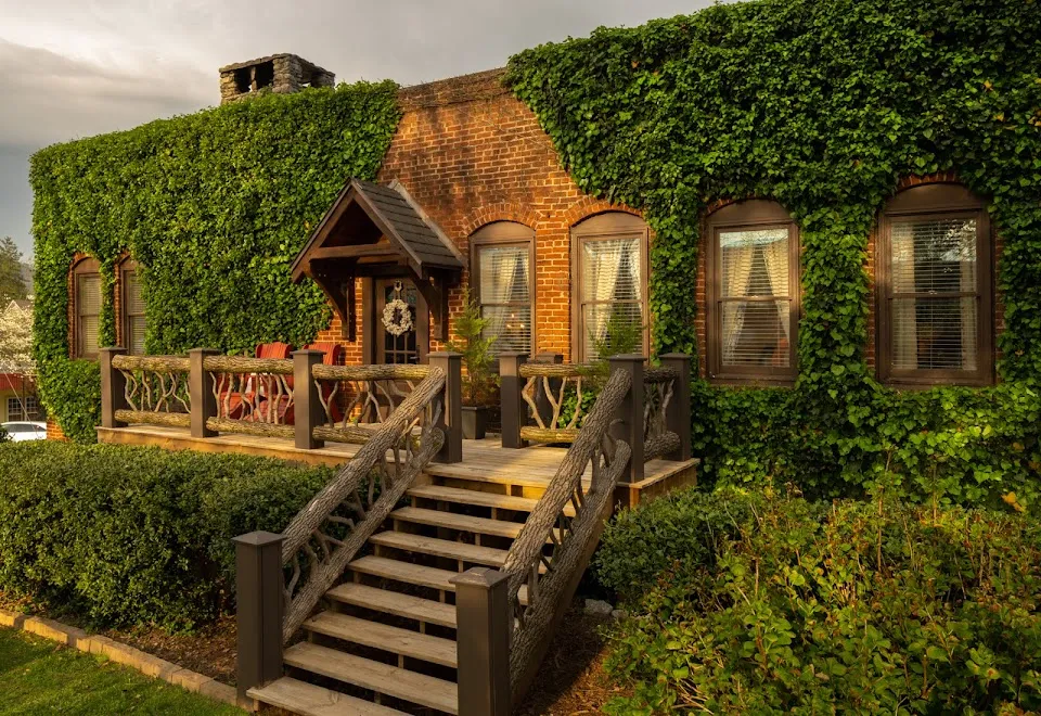 White Birch Inn