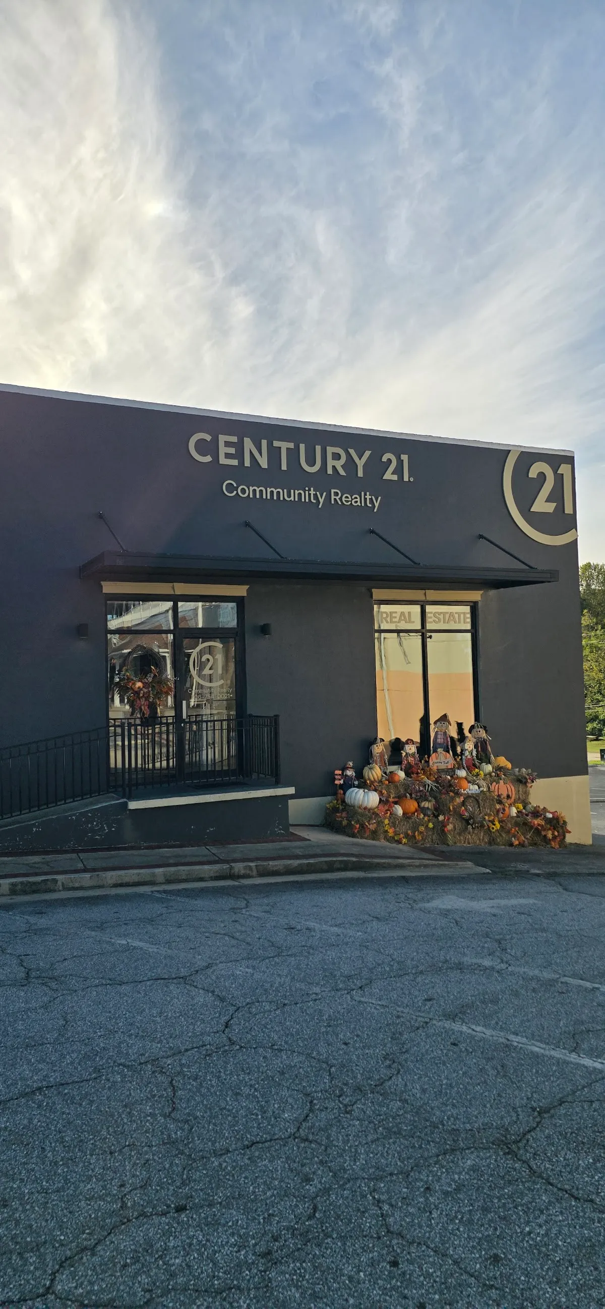 Angelia Kiker, Realtor - Century 21 Community Realty