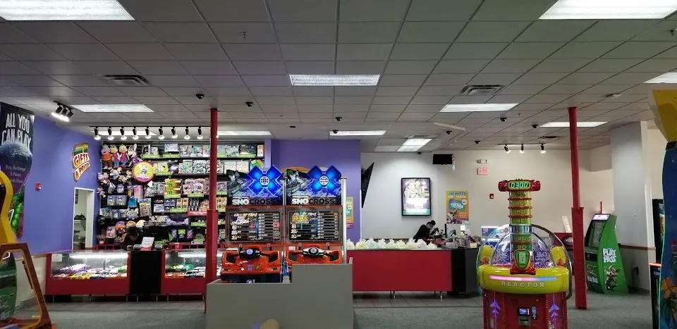 Chuck E. Cheese