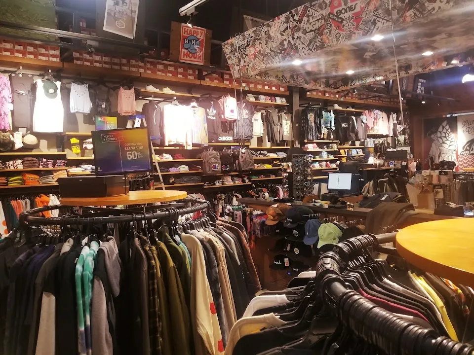 Zumiez