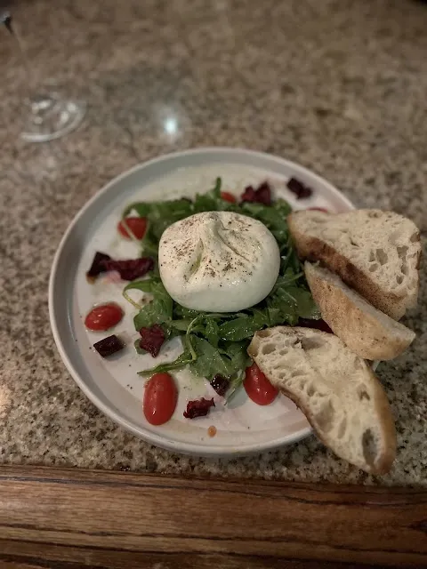 100 Main Restaurant