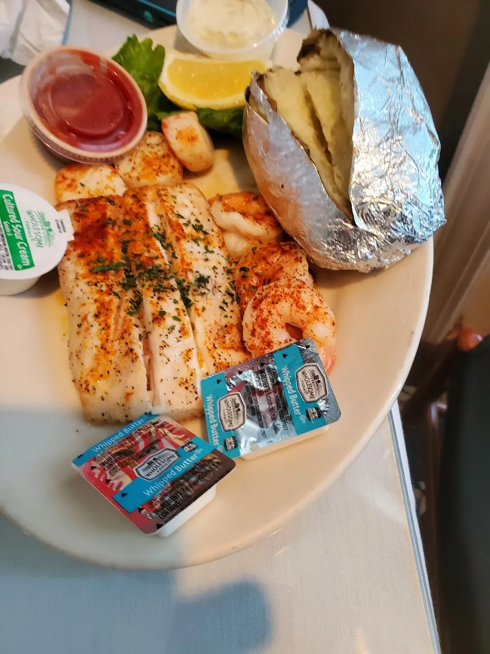Captain's Quarters Seafood and Steak
