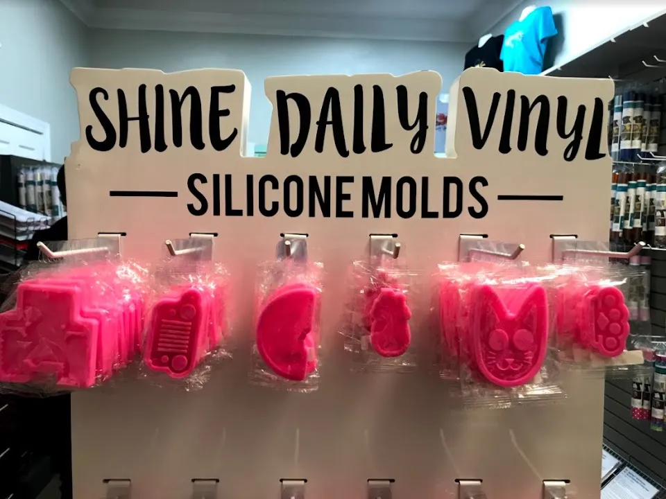 Shine Daily Vinyl Market
