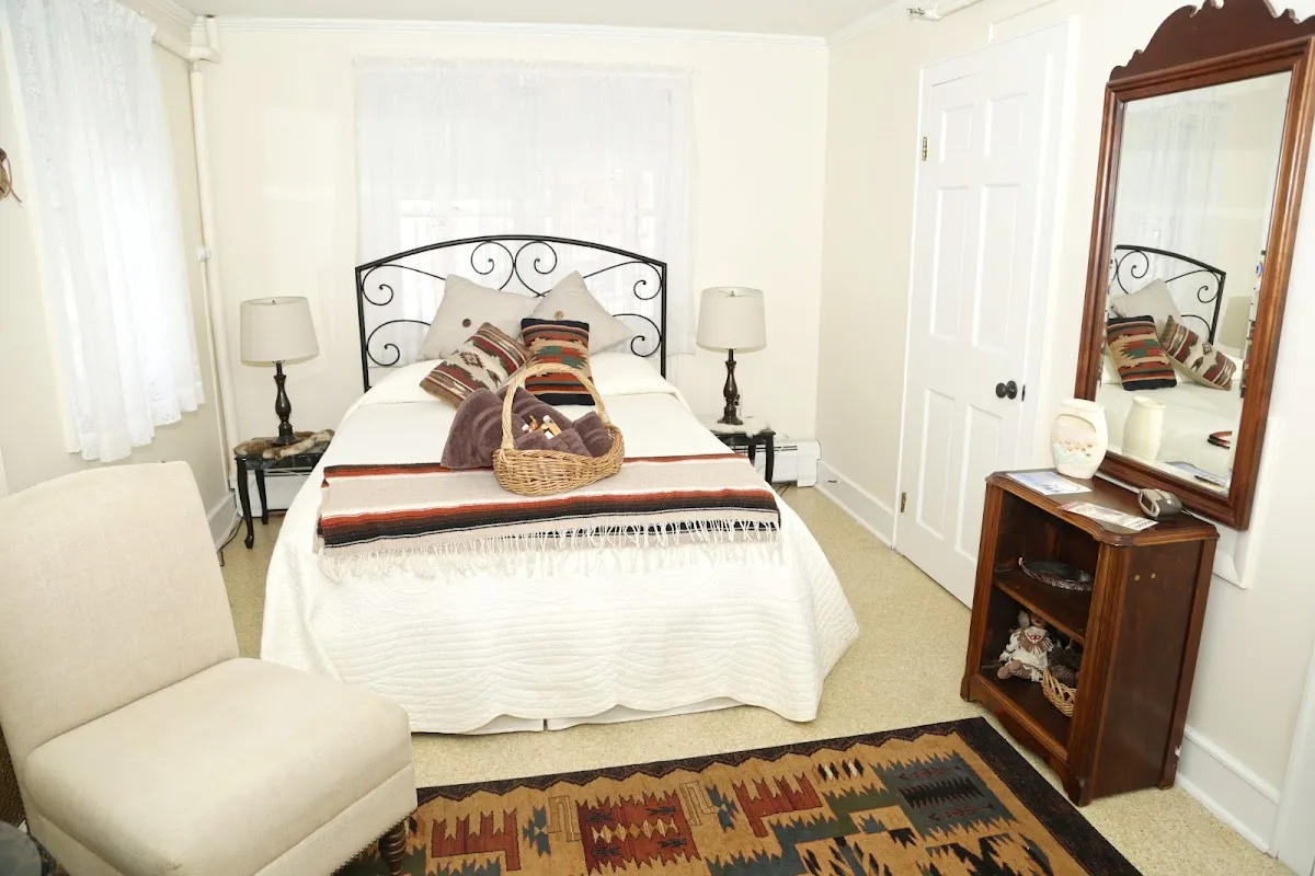 Country Manor Inn Bed and Breakfast