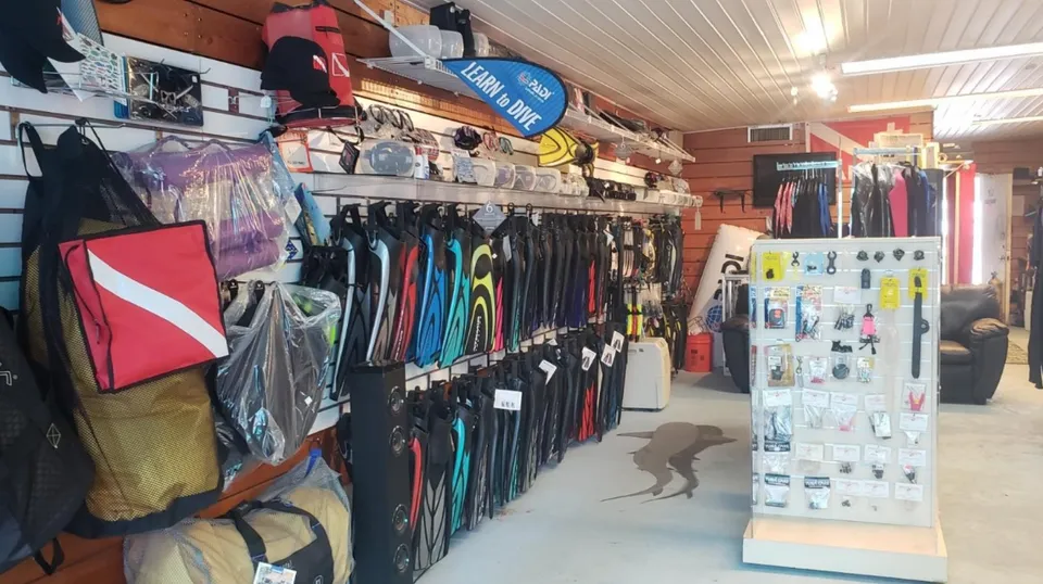 Discover Diving Dive Center LLC