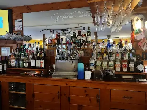 Mountainside Smokehouse & Grill