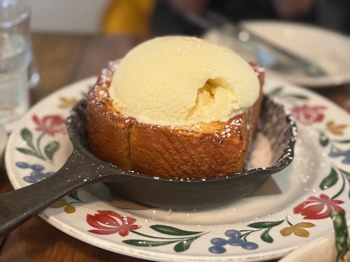 Hen Mother Cookhouse - Johns Creek