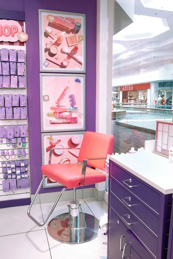Claire's
