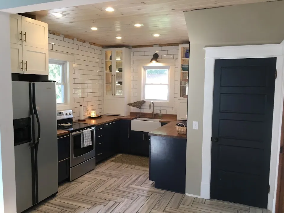 Larz Cabinet