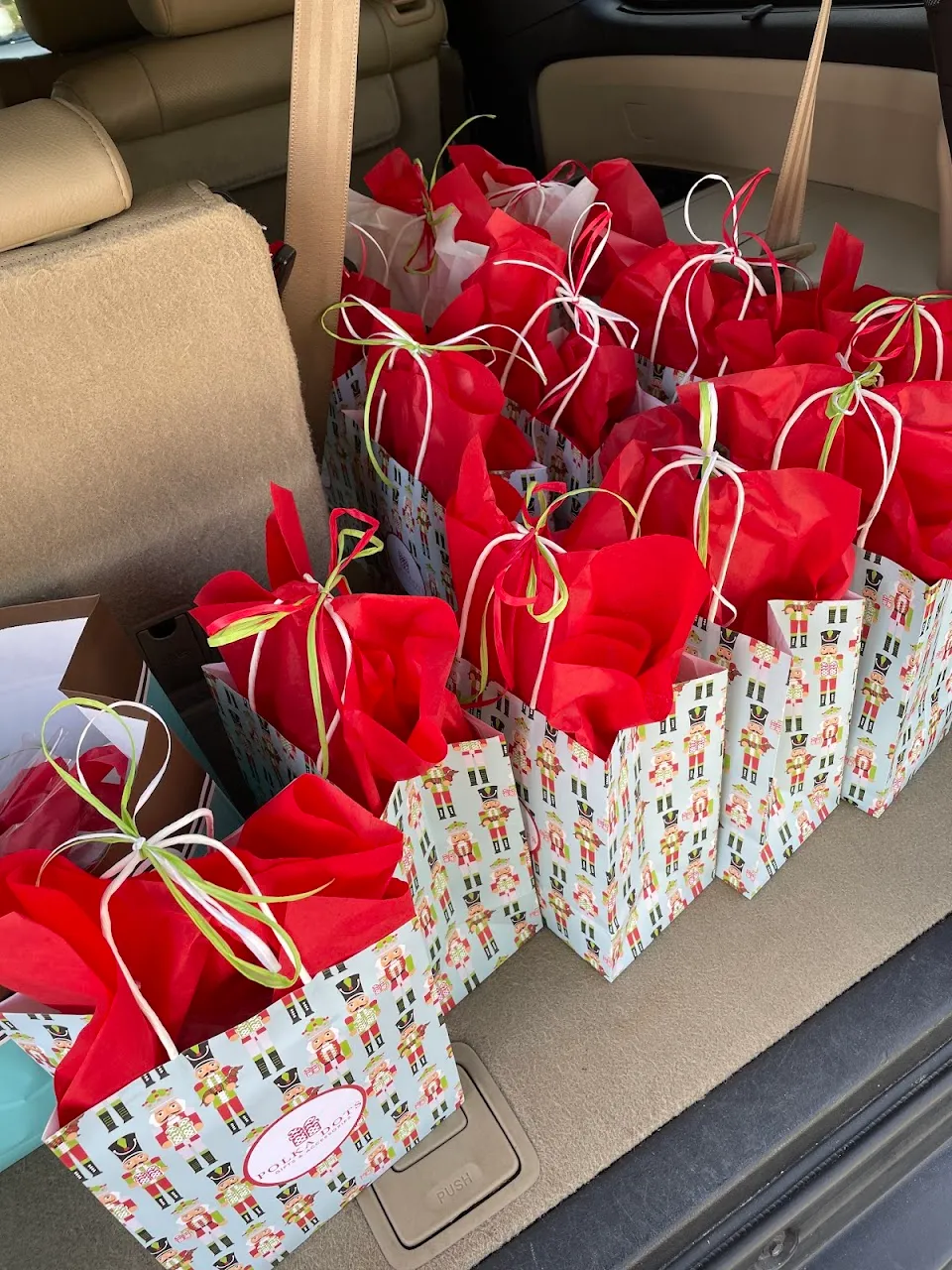 Polka Dots Gifts and Accessories