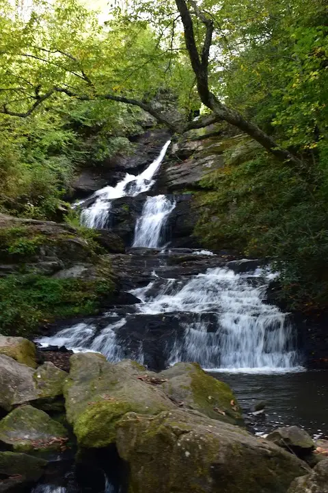 Estatoah Falls