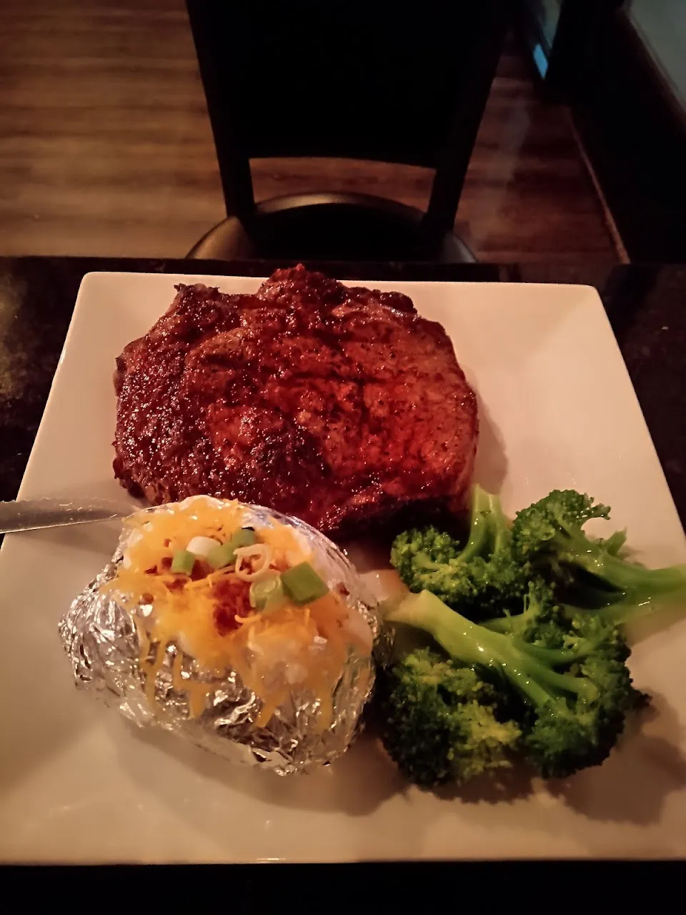 Toni Steakhouse