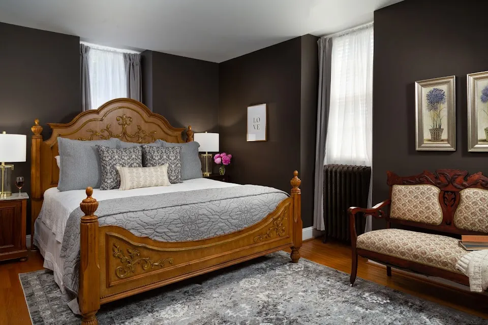 Victoriana Inn