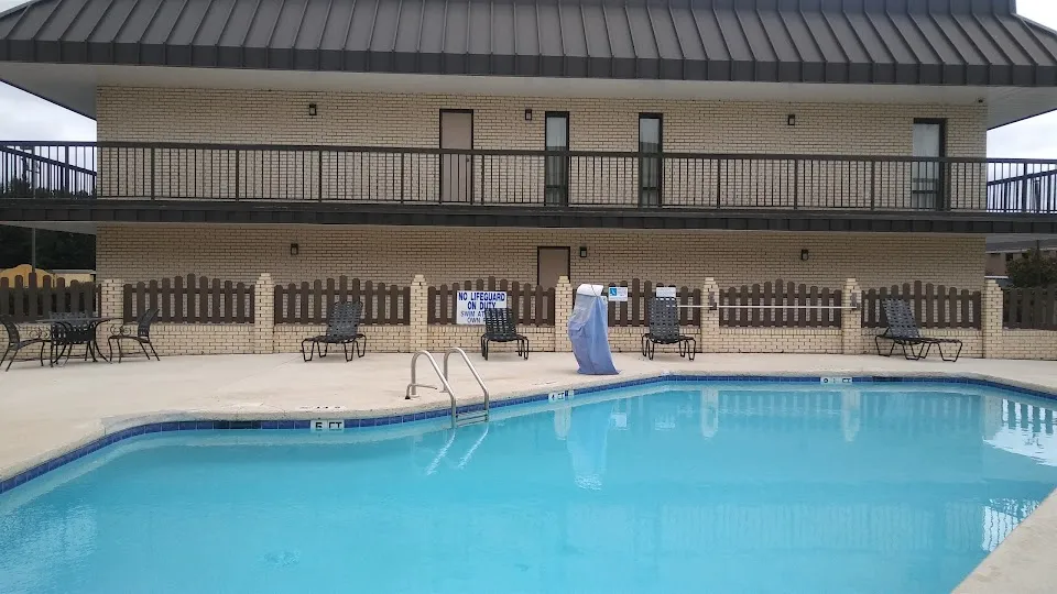 Days Inn by Wyndham Florence/I-95 North