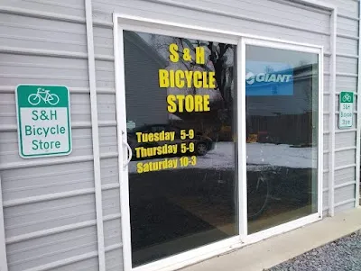 S&H bicycle store.