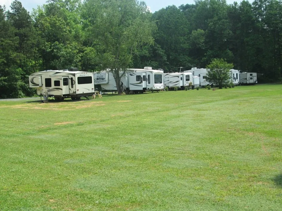 Hank's RV Park
