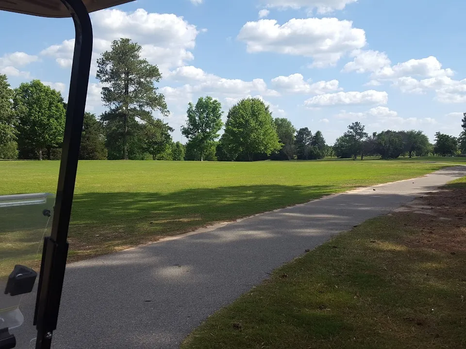 Carolina Lakes Golf Course