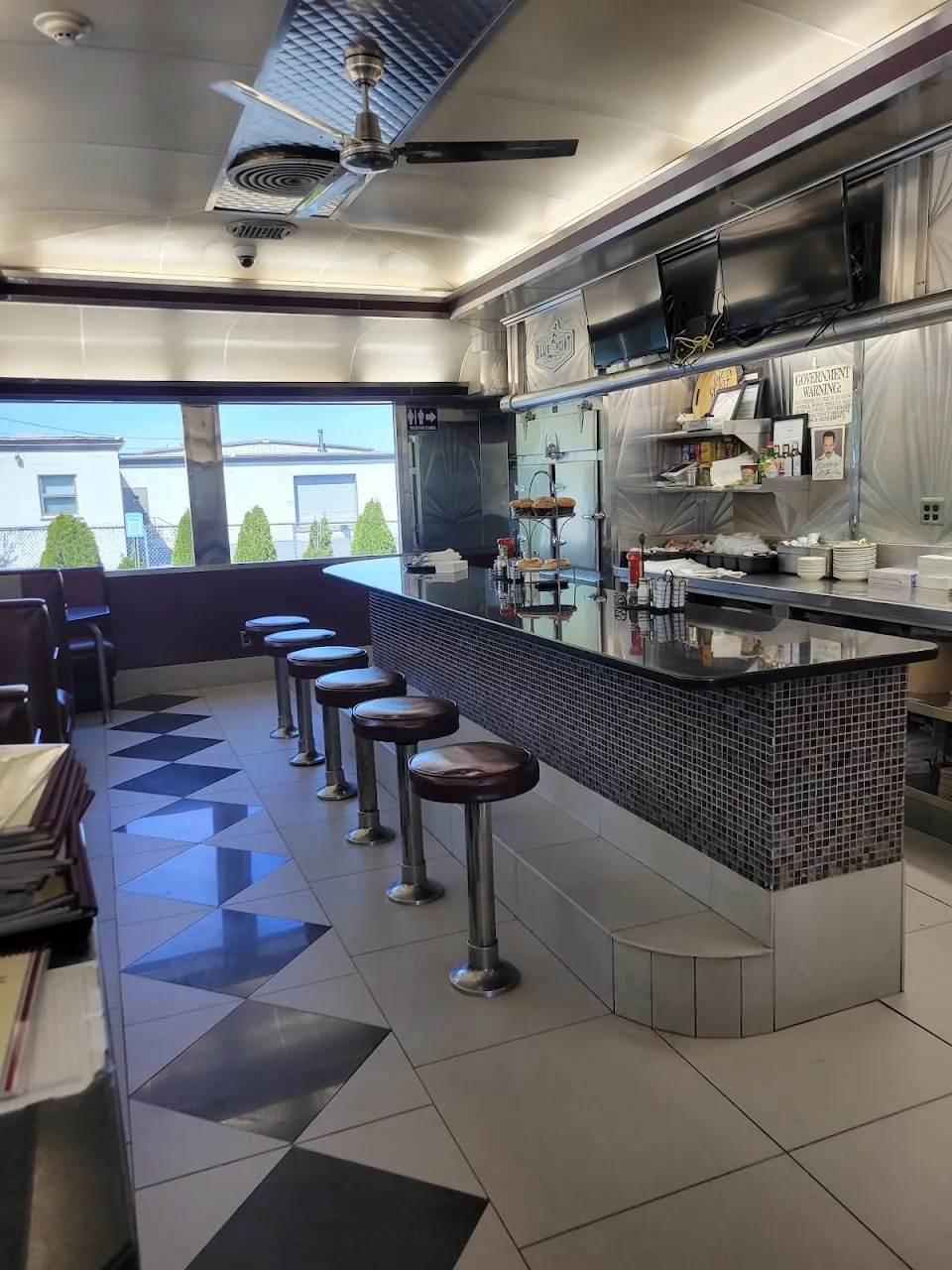 Main Line Diner