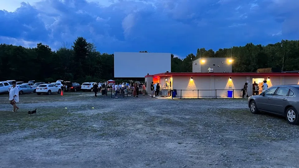 Fair Oaks Drive In Theater