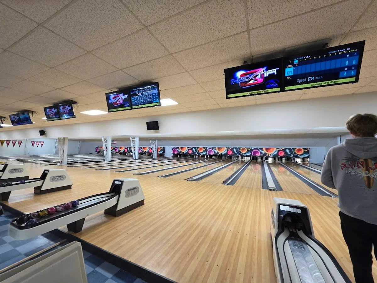 Meyer Maple Lanes Bowling Alley