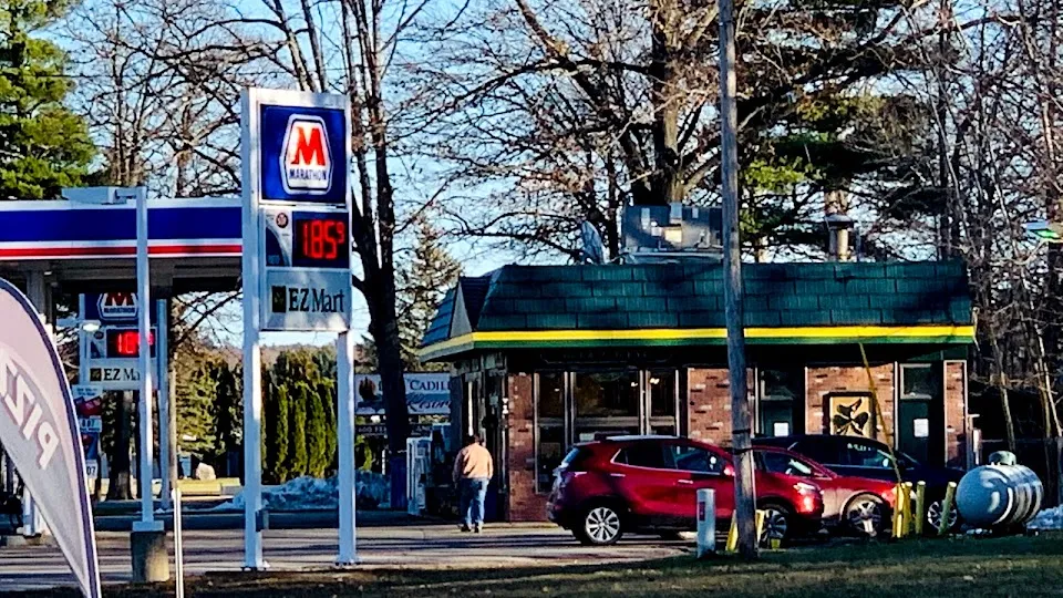 Marathon Gas