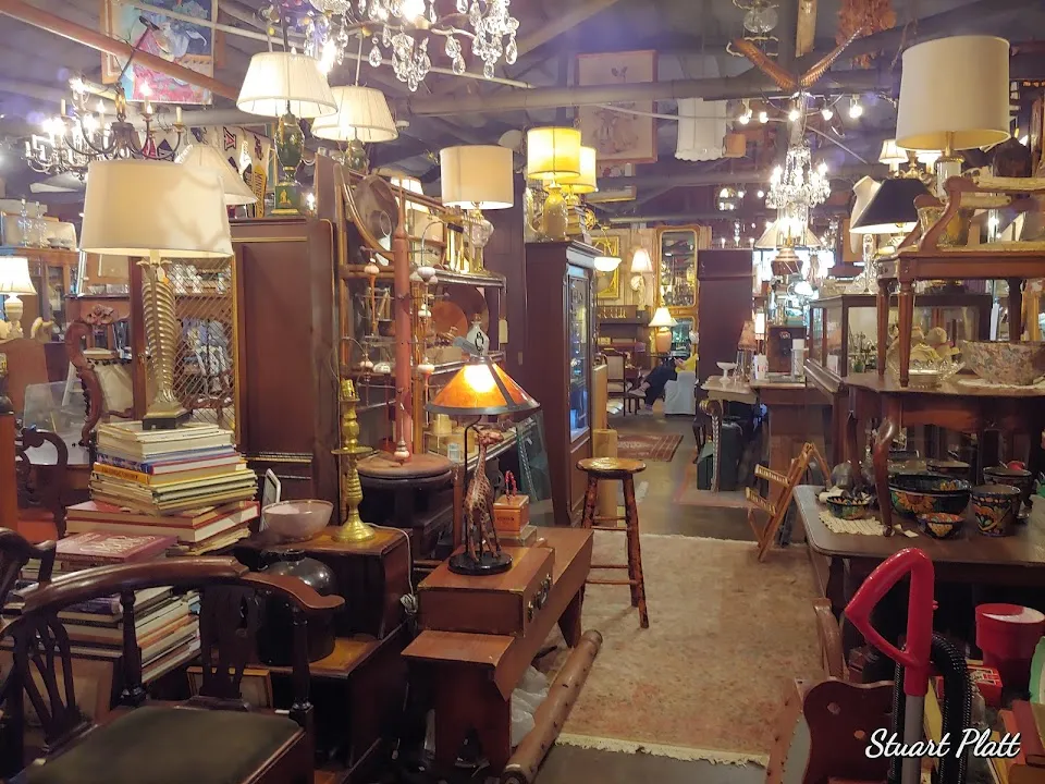 The Market Antiques & Interiors