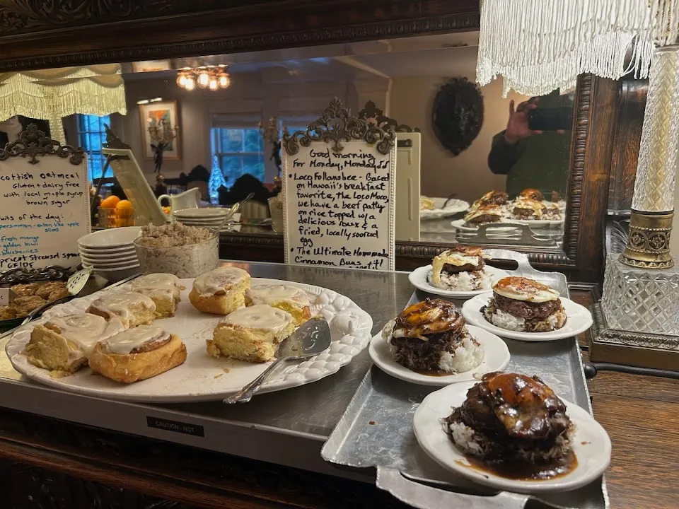 Follansbee Inn