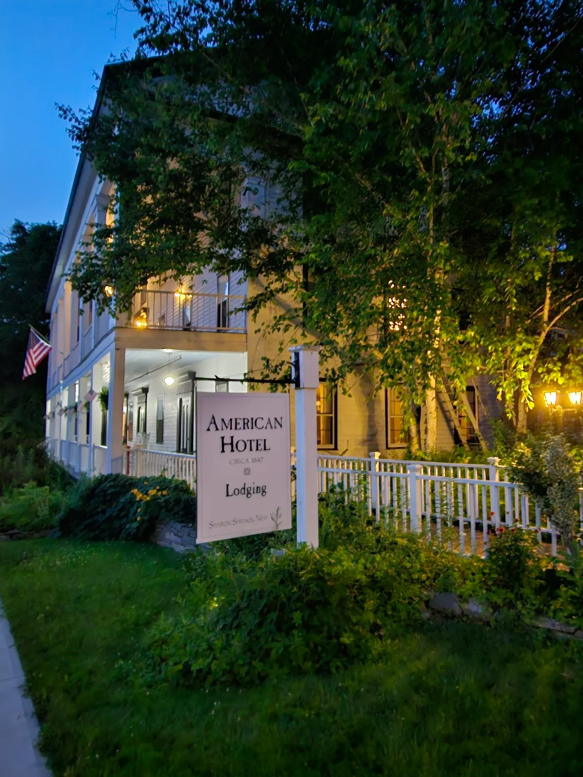 The American Hotel