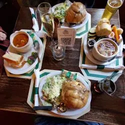 Six Pence Pub