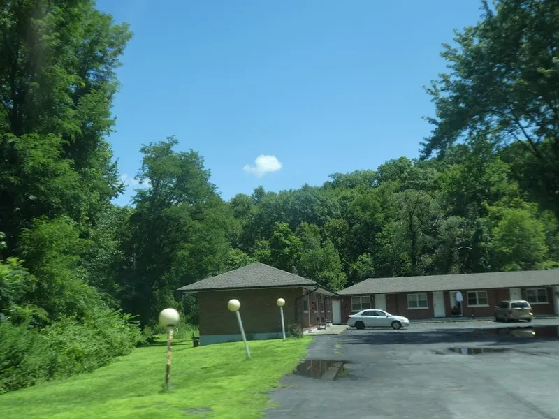 Green Valley Motel