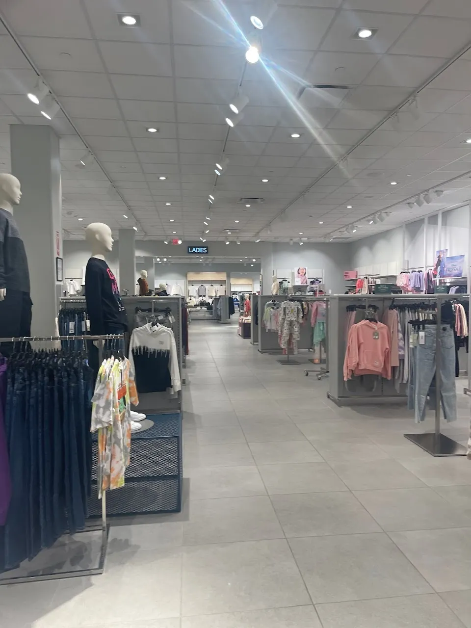 H&M