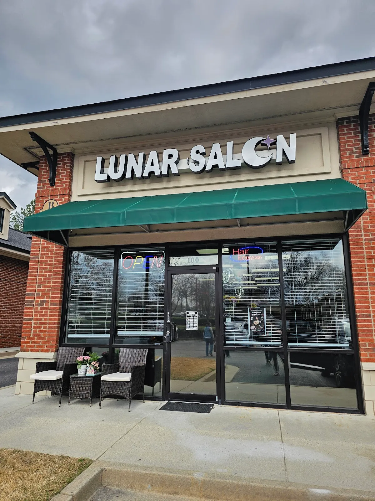 Lunar Salon