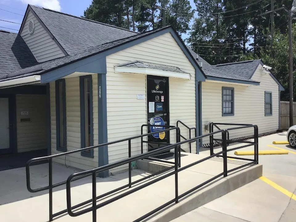 Storage Rentals of America