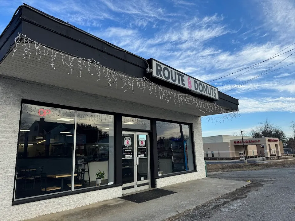 Route 8 Donuts