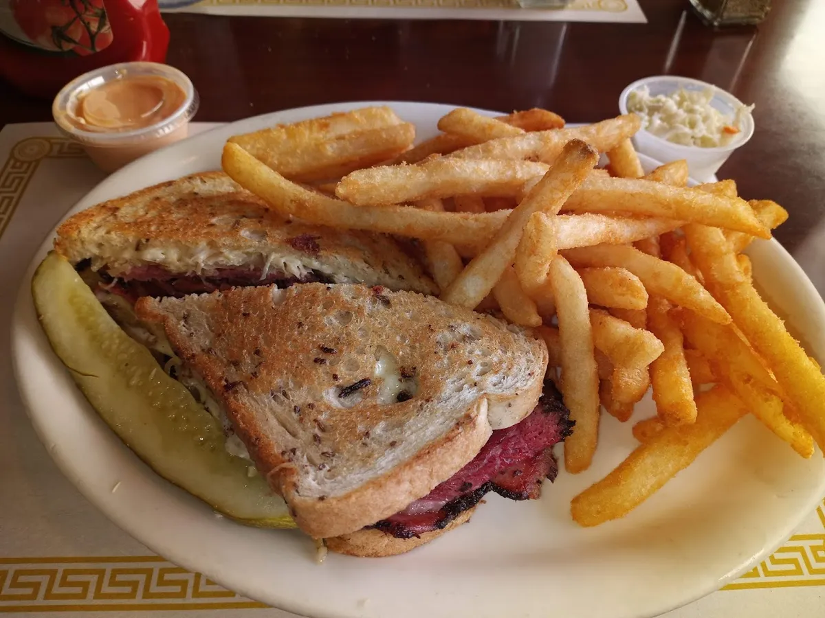 Thousand Island Cafe