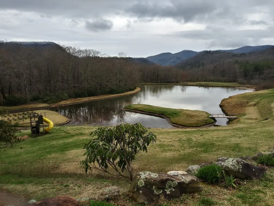 Andy's Trout Farm & Cabins