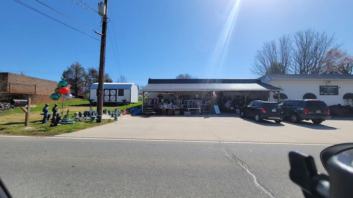 Evergreen Consignment & Gifts