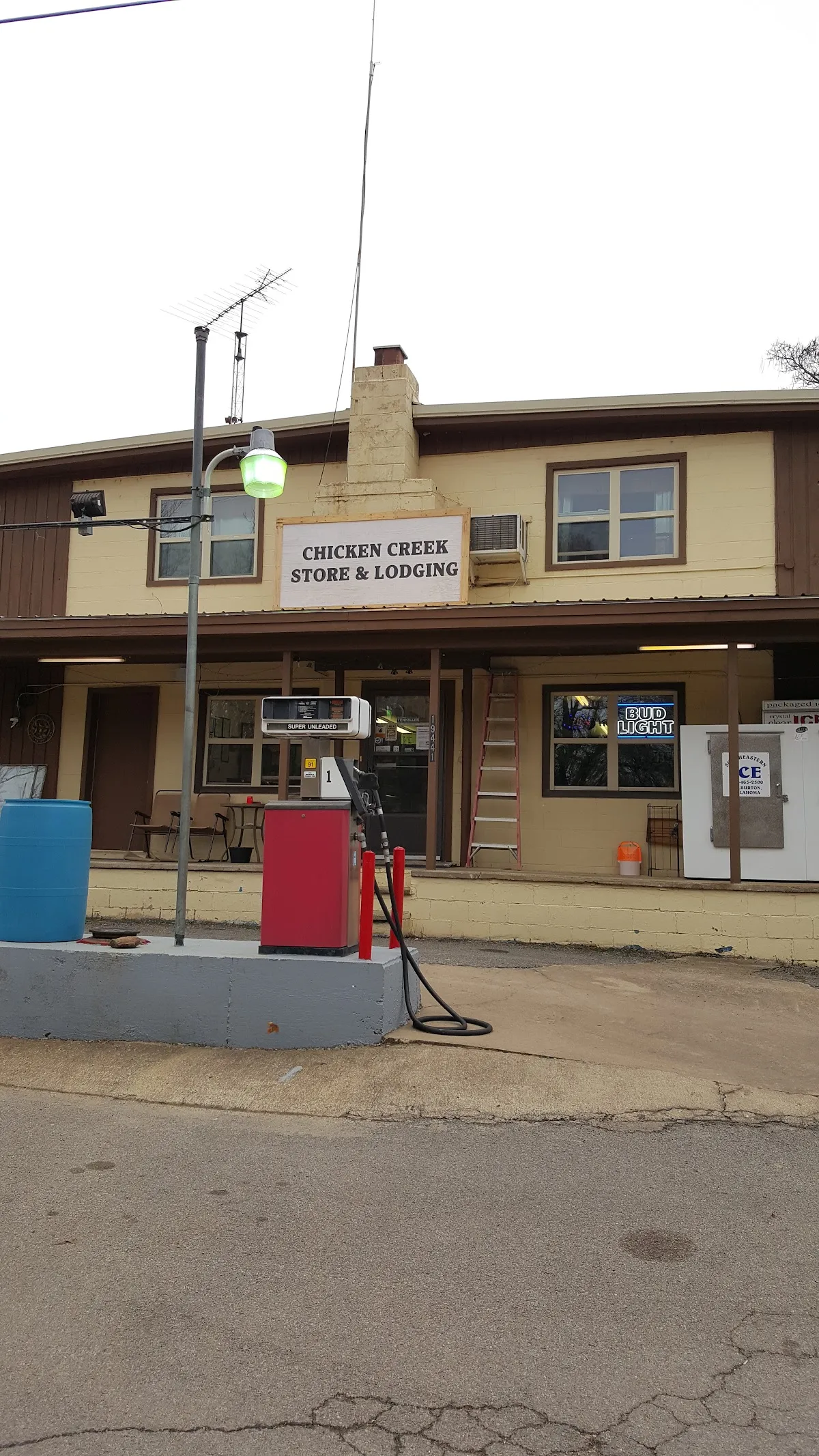 Chicken Creek Store & Lodging
