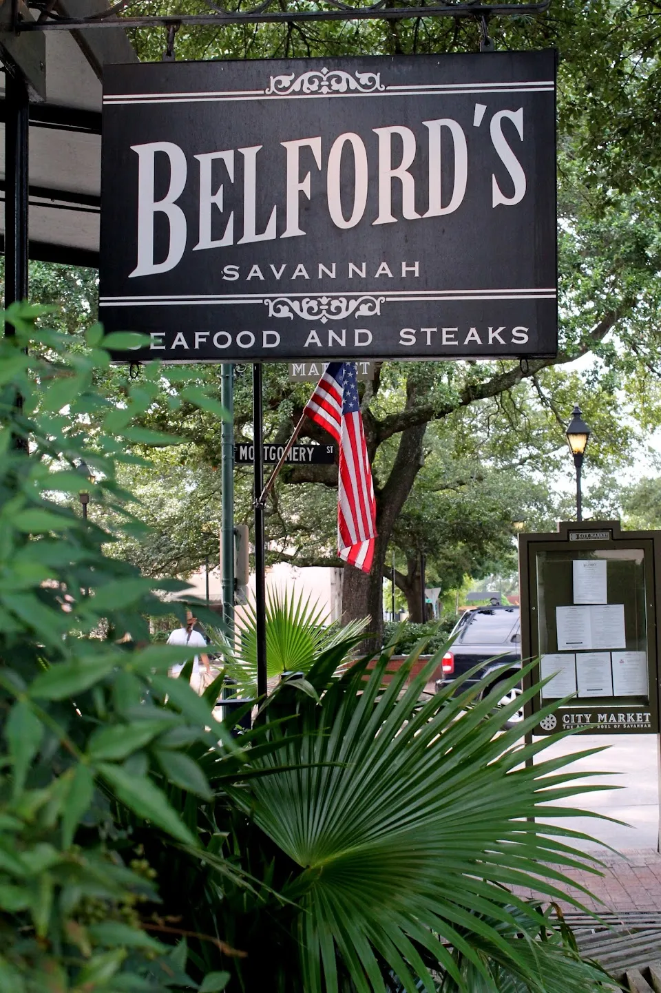 Belford's Savannah Seafood & Steaks
