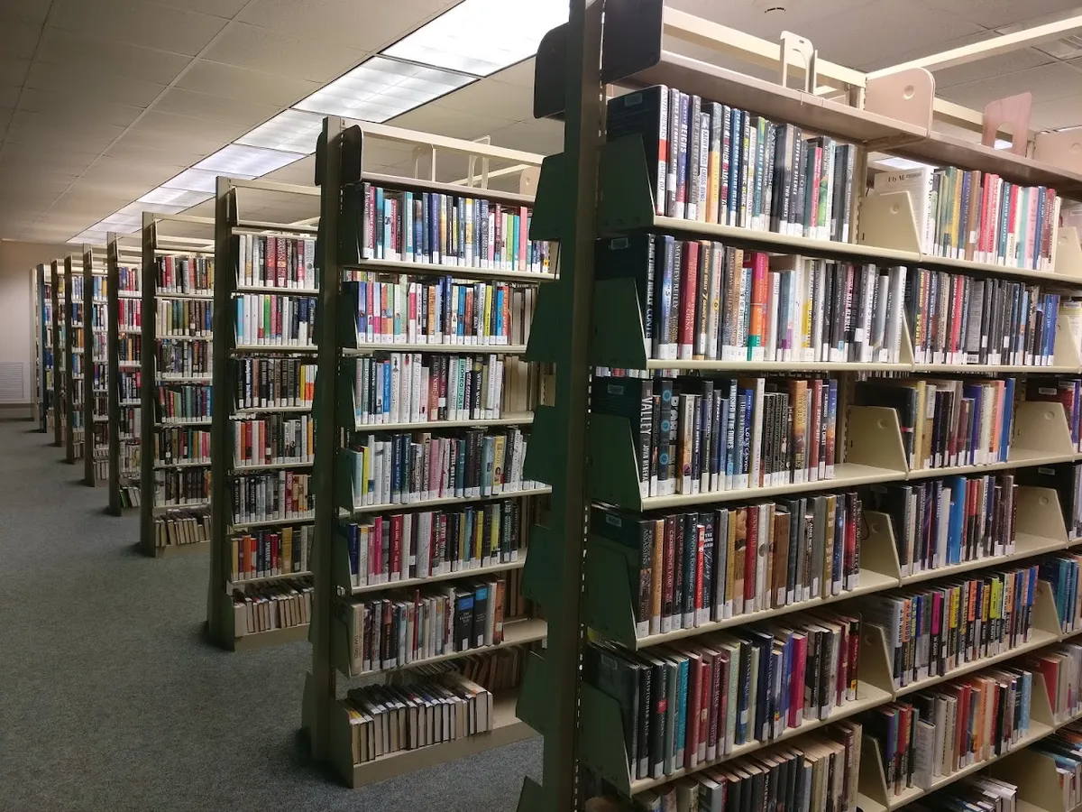 Dorchester County Library - Summerville Branch