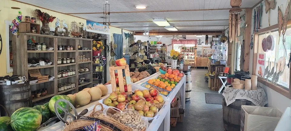 Oak Hill Country Store Farm Market & Storage