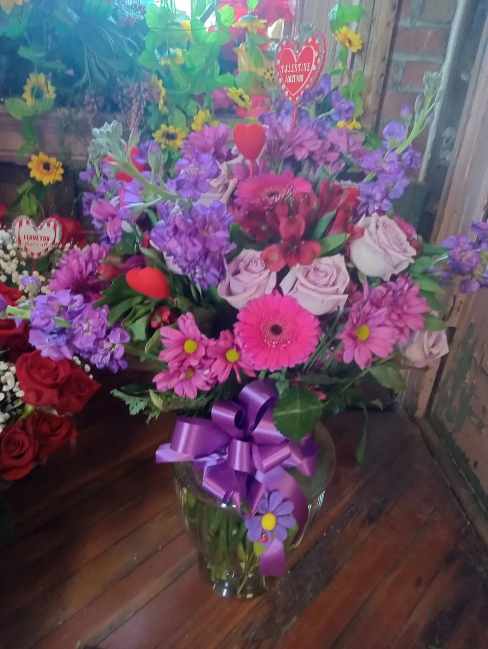 ROSE PETALS FLORIST