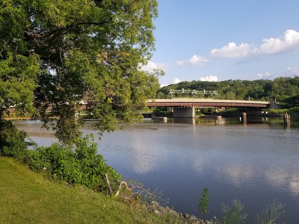 Waterfront Grille