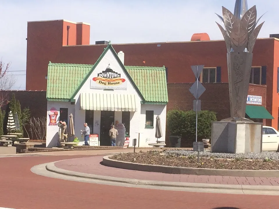 Downtown Dog House
