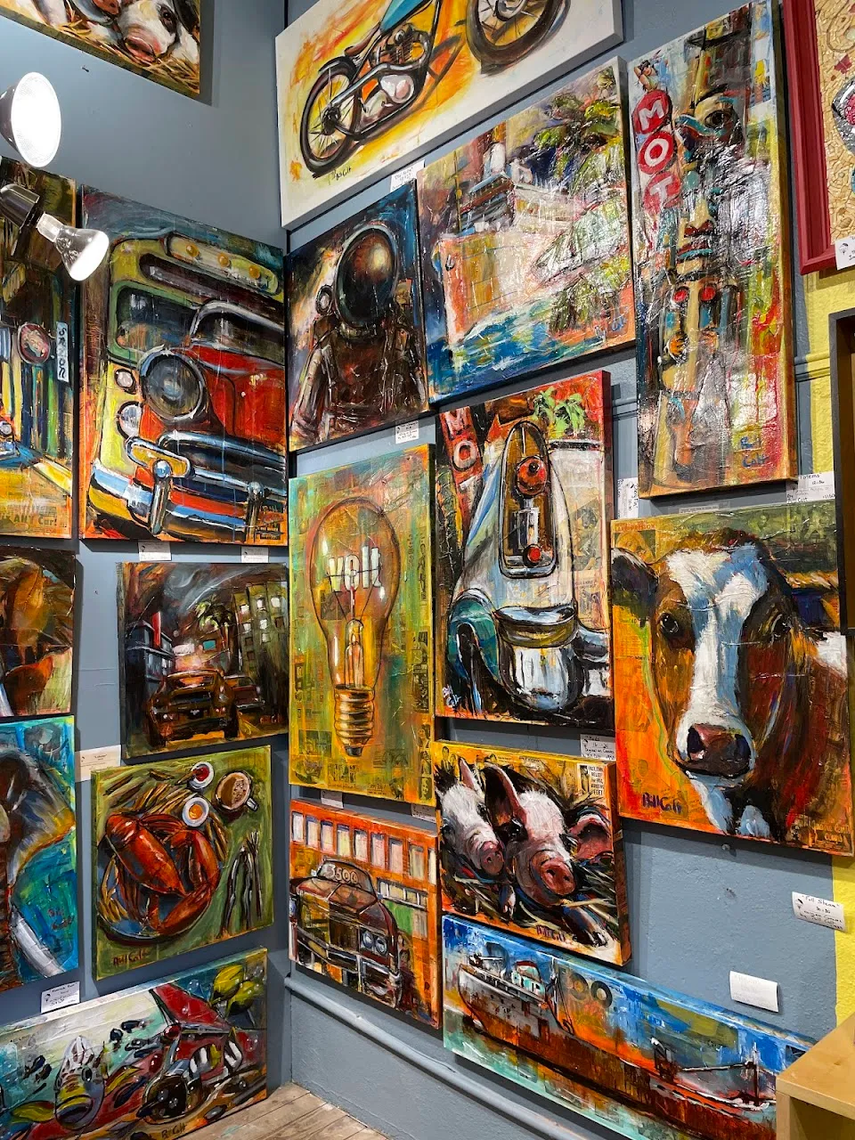 A.T. Hun Art Gallery