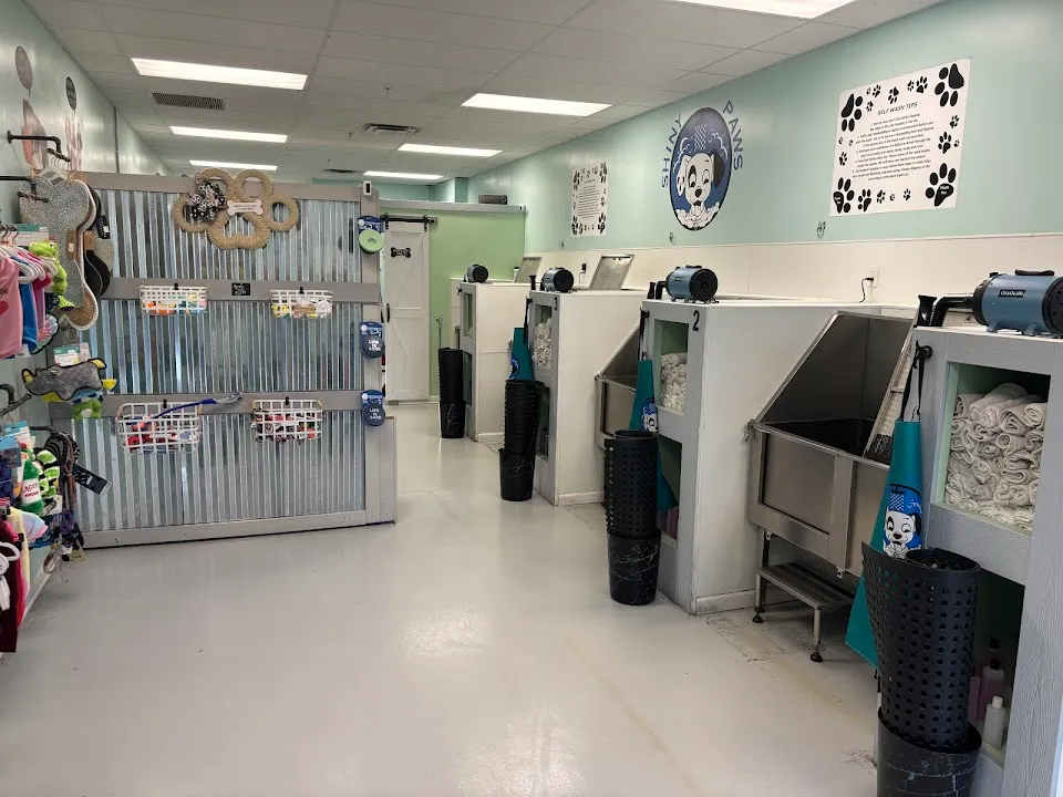 Shiny Paws Dog Wash & Grooming (Glen Lakes)